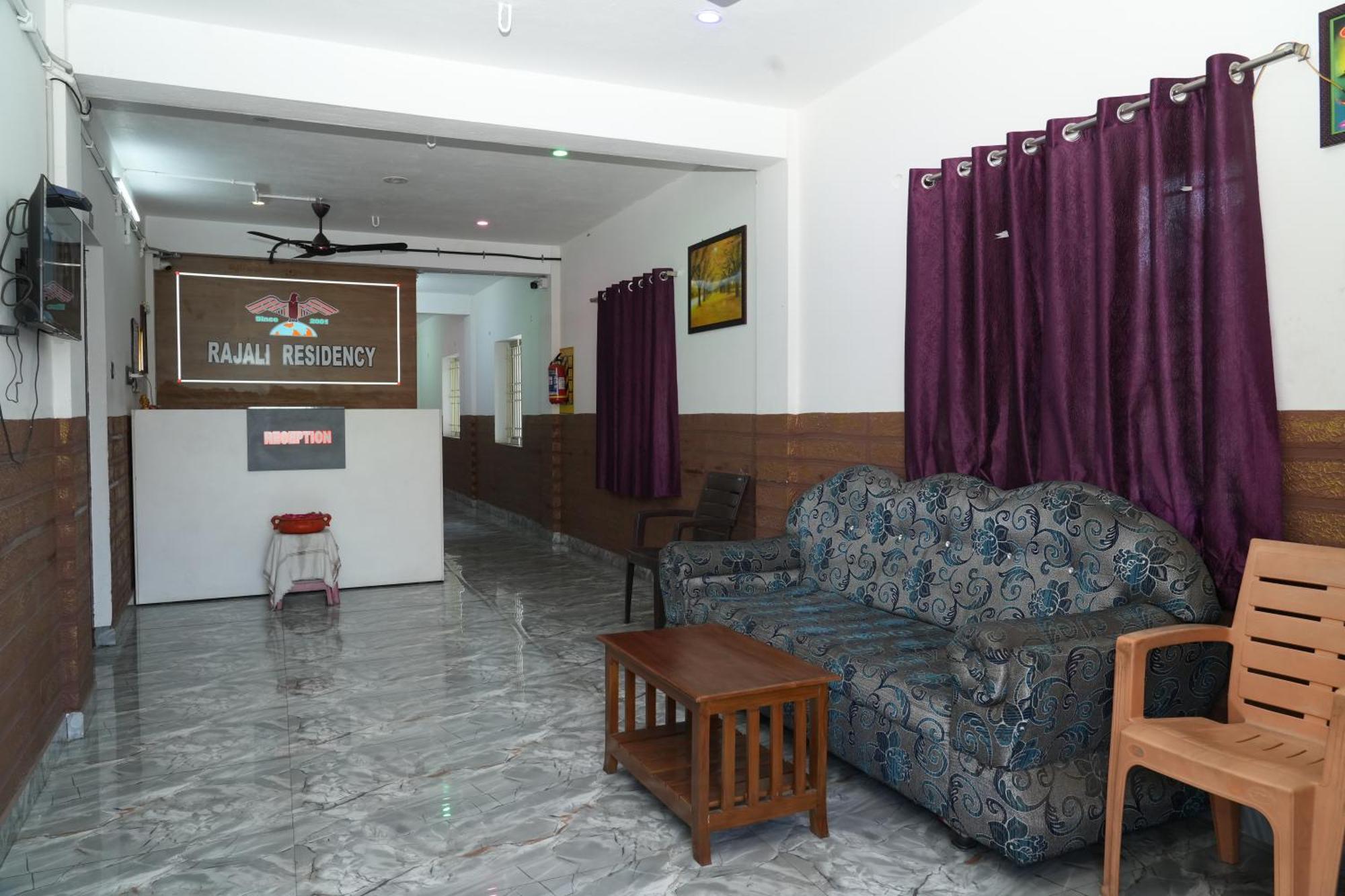 Hotel Rajali Residency Kulithalai Exterior foto