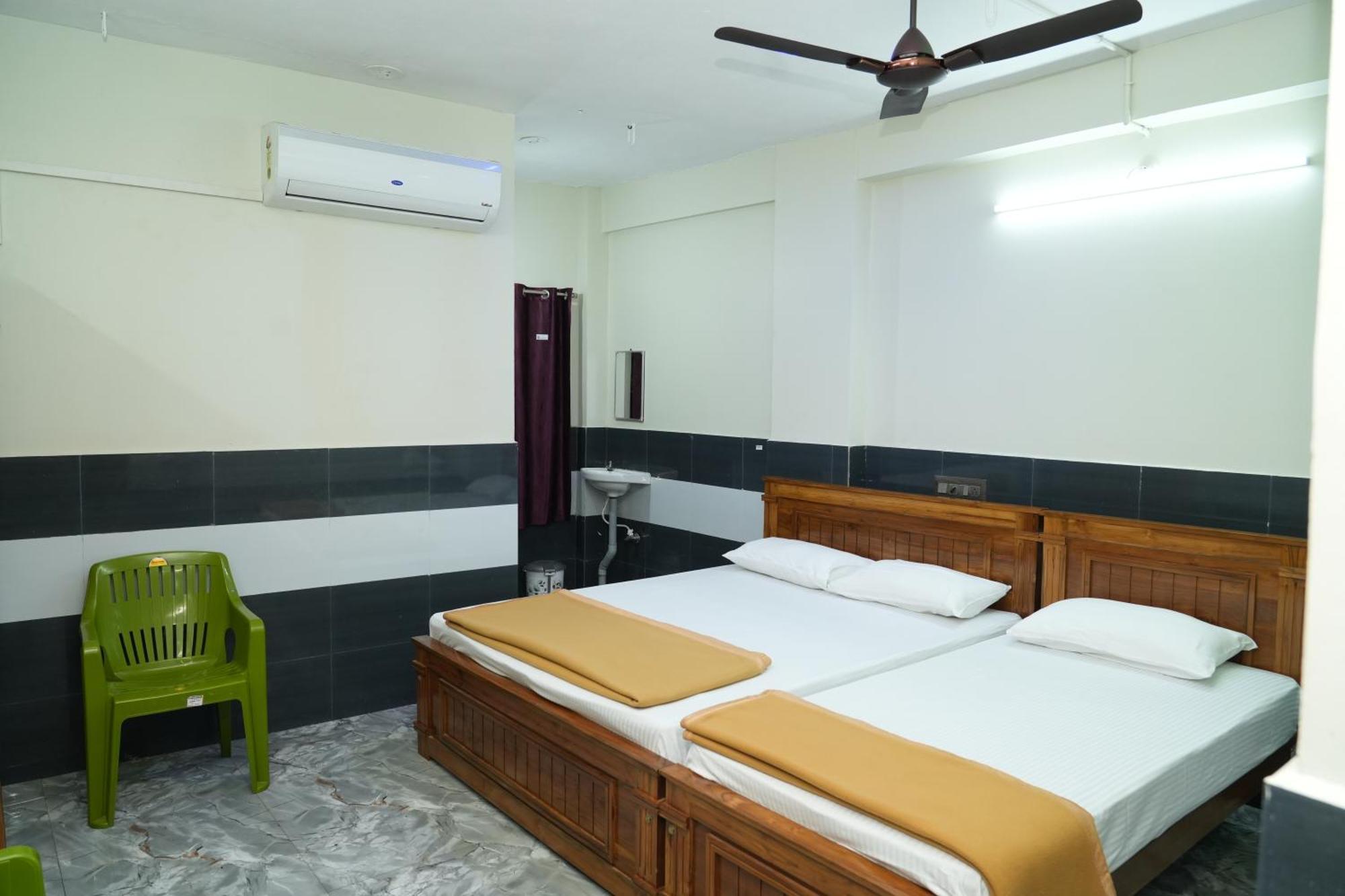 Hotel Rajali Residency Kulithalai Exterior foto